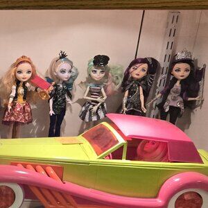 lot of 5 MONSTER & EVER AFTER HIGH DOLLS * car not included
